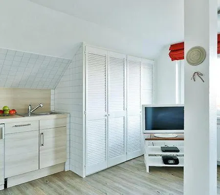 Haus Broenshoog, 11 In Strandnaher Lage * Wenningstedt-Braderup